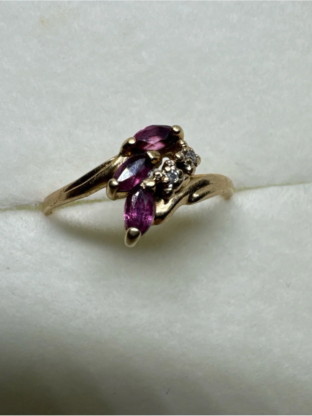 14K Yellow Gold Size 7.5 Marquise Ruby Cluster & Accent Diamond Ring 1.3g